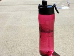 Idealne rozwiązanie na trening butelka na wodę czy bidon